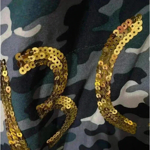 Not a Morning Person Camo Sleep Shirt. Size OS - Picture 2 of 6